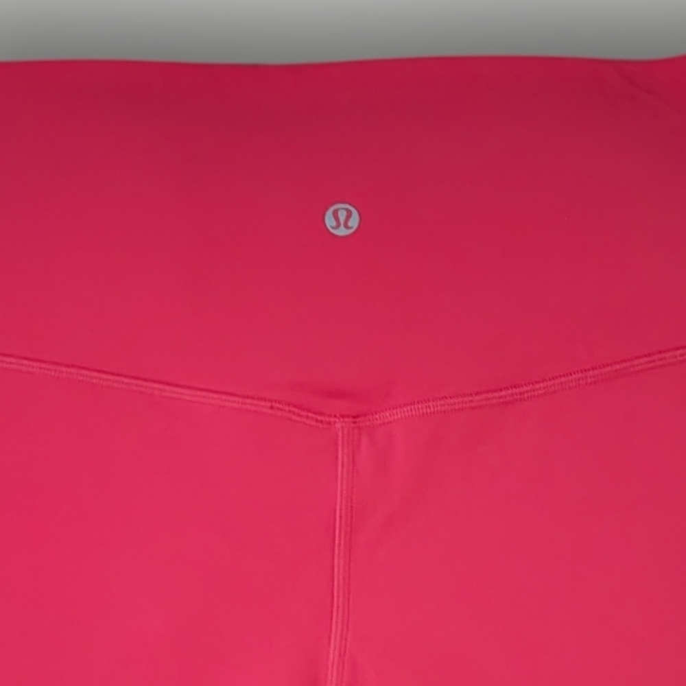 Lululemon Align High Rise Short 4" - Picture 5 of 9